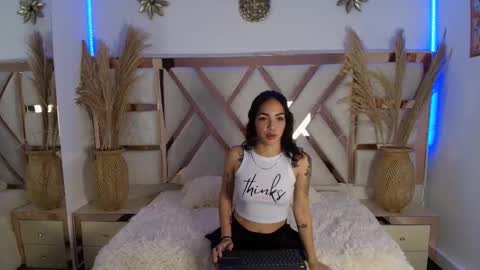 candy_dim online show from September 23, 8:15 pm