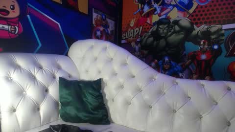 candy online show from October 5, 6:55 am