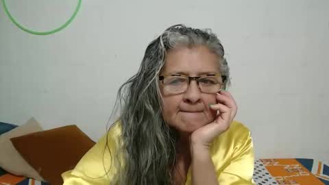 candy online show from March 1, 10:52 am