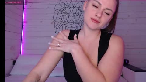 CandyBunie online show from February 16, 3:15 am