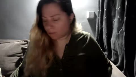 Laura online show from February 20, 7:16 pm