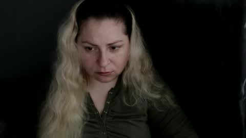 Laura online show from November 9, 12:52 pm