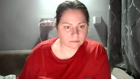 Laura online show from December 18, 6:25 pm