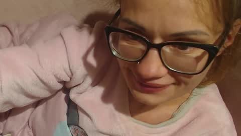 say meow and send tips  online show from October 15, 8:31 pm