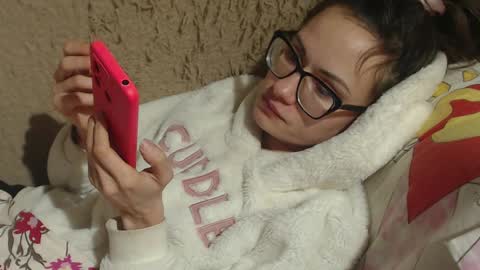 say meow and send tips  online show from February 17, 6:17 pm