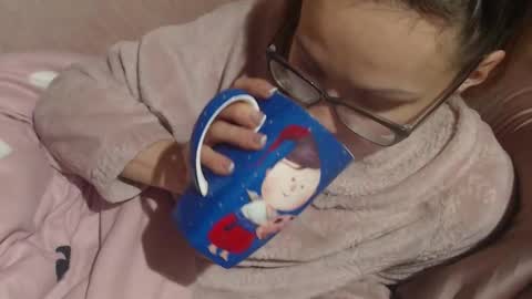 say meow and send tip  online show from February 3, 6:22 am