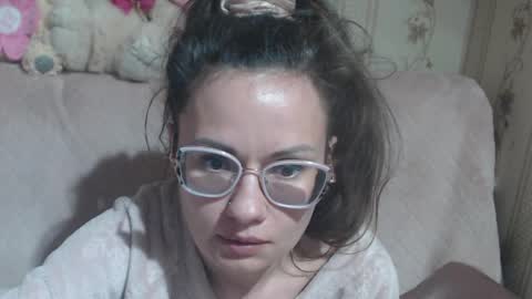 say meow and send tip  online show from April 5, 2:58 pm