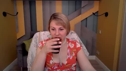 CandyLons online show from April 2, 5:26 am