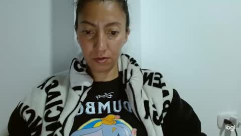 Snapshot of candymilfff chatting on September 16, 4:37 am candymilfff online show from September 16, 4:37 am