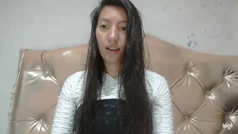 Snapshot of candymilfff chatting on February 19, 12:22 pm candymilfff online show from February 19, 12:22 pm