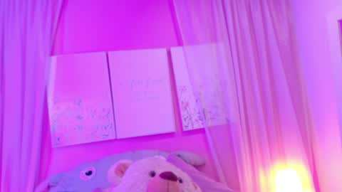 cane  online show from April 7, 12:40 pm