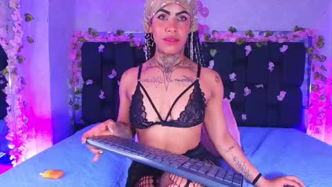 Aura  online show from September 13, 12:07 pm