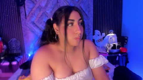 GABRIELA LOPEZ online show from October 30, 5:19 am