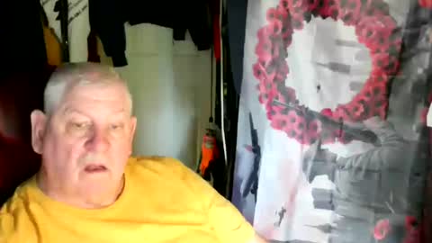 canoelicker69 online show from June 16, 6:56 pm