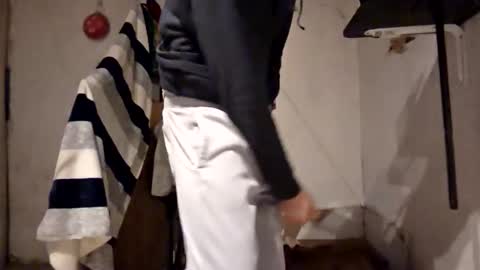 cappinrc8 online show from December 18, 6:52 am