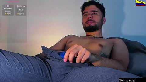 caprywilliams online show from December 3, 6:43 am