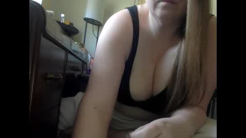 carabelle89 online show from May 22, 4:47 pm