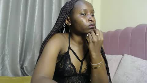 caramel online show from October 11, 6:00 pm