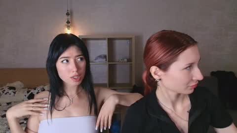 caressyourself online show from September 18, 12:42 pm