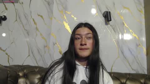 Carito online show from November 10, 4:15 am