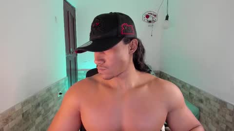 Carl online show from December 14, 8:53 am