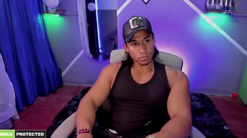 Carl online show from December 7, 7:10 am