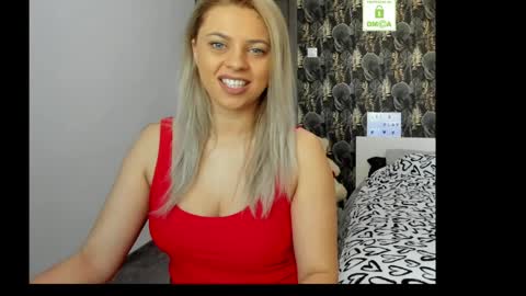 CarlaStaceFun online show from April 6, 9:10 am