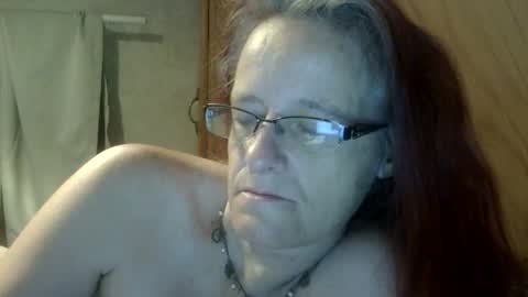 carleeswoman08 online show from April 20, 11:13 am