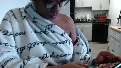 Carlie online show from February 11, 5:17 pm