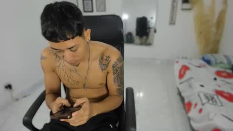 master online show from November 12, 3:58 pm