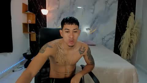 master online show from April 15, 11:57 am