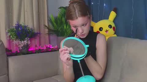 Eva online show from December 4, 7:57 pm