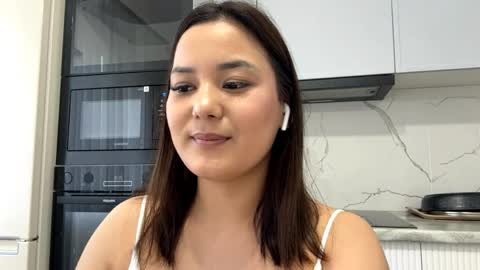Alisa online show from May 31, 1:32 pm