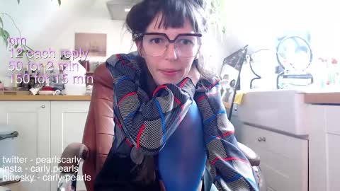 Carly Pearls online show from February 27, 12:45 pm