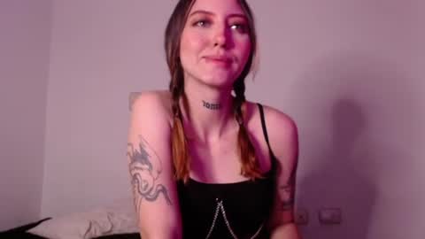 carmennrusso online show from October 14, 2:36 am