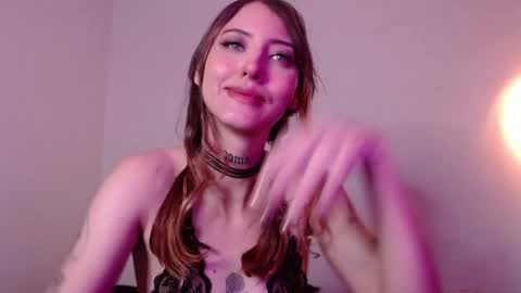 carmennrusso online show from February 21, 1:30 am