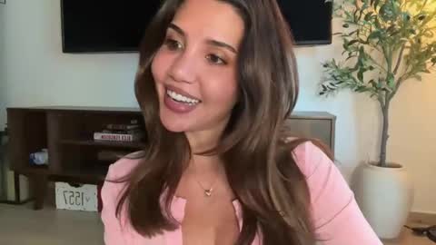 Your fav goddess online show from November 4, 5:31 am