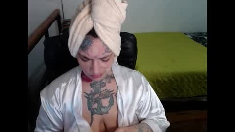 CARMILLA ROSS online show from January 16, 12:20 pm