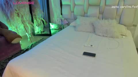 caroline online show from September 17, 5:22 am