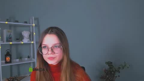 caroline_eclipse online show from December 14, 9:59 am