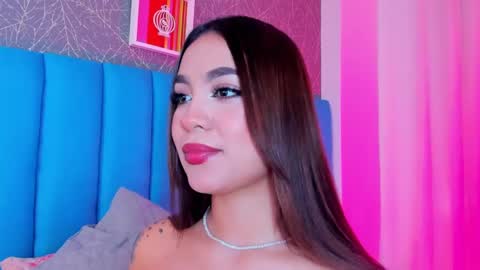 CarolineeGarcia online show from February 27, 1:49 pm