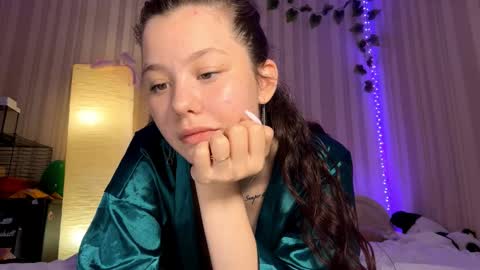 Emma online show from February 14, 1:14 pm