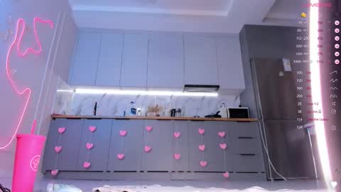 Yummi online show from September 9, 10:32 pm