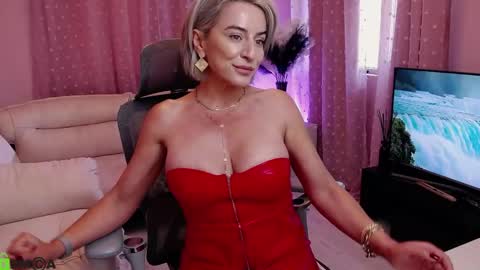 Carrie online show from May 6, 4:07 am