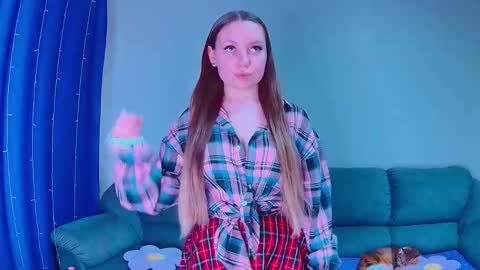 Nancy 3 online show from April 28, 1:59 pm