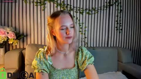 Casey sweeet online show from November 2, 4:18 pm