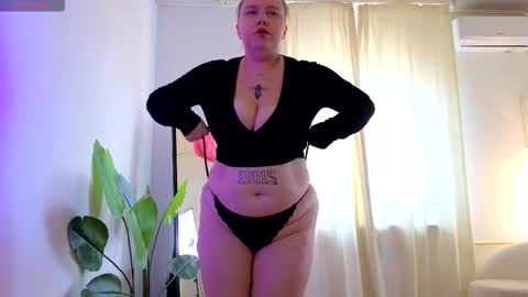 Casey Robbins online show from October 16, 8:25 am