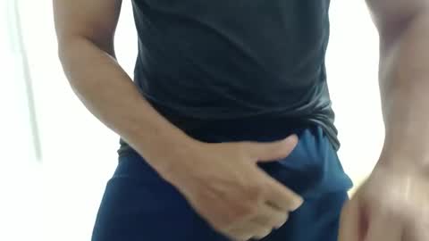 cashmastermuscle77 online show from March 11, 11:13 am