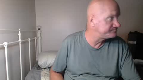 CasinoCam online show from April 21, 2:04 am