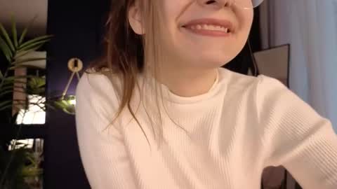 assie online show from October 29, 1:02 pm